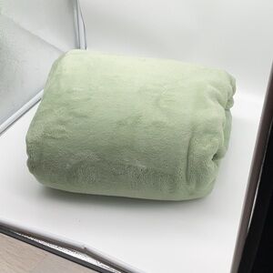 Soft Green Blanket
